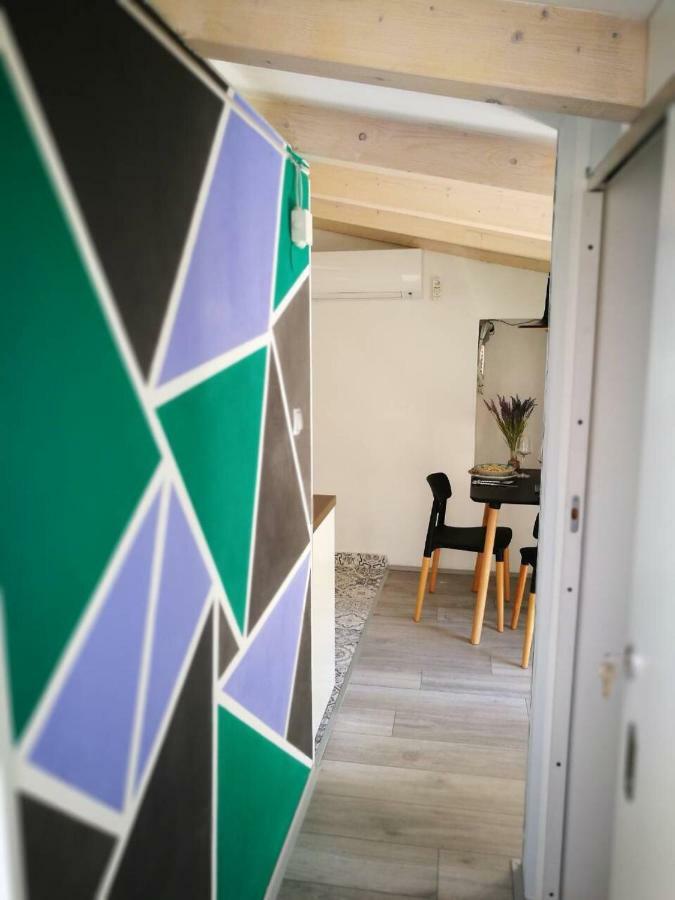 Cres Art Studio Kuning Apartment Exterior photo